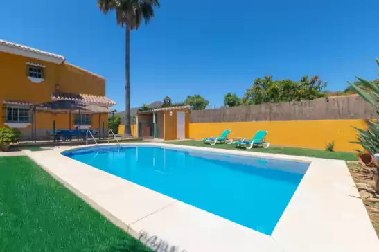 Villa for 8 guests . With Pool, Air conditioning, Wifi and Optional FREE Cancellation  El descanso in Mijas, Málaga, Andalucía, España