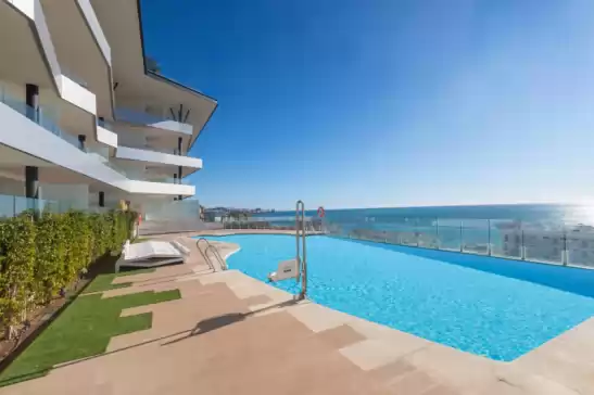 Apartment for 4 + 1 guests . With Pool, Air conditioning, Wifi and Optional FREE Cancellation  Begoña sea view in Fuengirola, Málaga, Andalucía, España