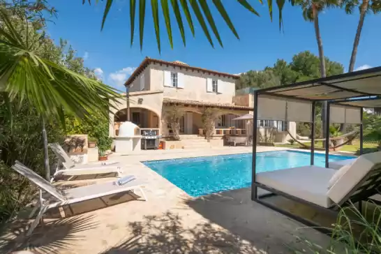 Villa para 8 huéspedes . Con Piscina, Aire Acondicionado, Wifi y Cancelación GRATUITA opcional  Calimero alegria sl en Pòrtol, Marratxí, Mallorca, Illes Balears, España