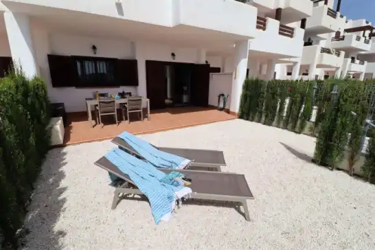 Apartamento para 4 huéspedes . Con Piscina, Aire Acondicionado, Wifi y Cancelación GRATUITA opcional Casa de femmie en Pozo del Esparto, Pulpí, Almería, Andalucía, España