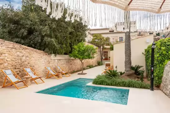Hotel Room for 2 guests . With Pool, Air conditioning, Wifi and Optional FREE Cancellation  Cas català in Sineu, Mallorca, Illes Balears, España