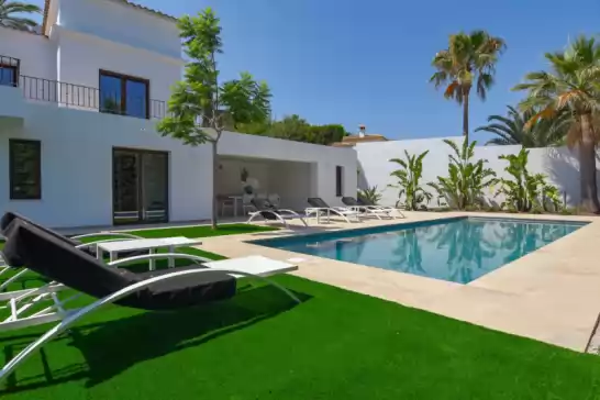 Villa for 6 guests . With Pool, Air conditioning, Wifi and Optional FREE Cancellation  Amipa in Moraira, Teulada-Moraira, Alicante, Comunitat Valenciana, España