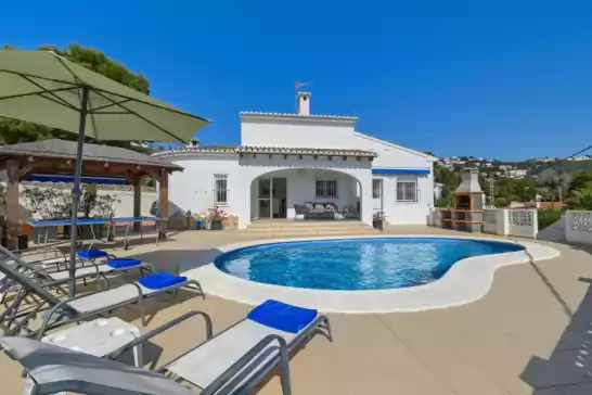 Ferienhaus für 6 gäste . Mit Pool, Klimaanlage, Wifi, Haustiere und Optionale GRATIS Stornierung  Charlotte in Fanadix, Benissa, Alicante, Comunitat Valenciana, España