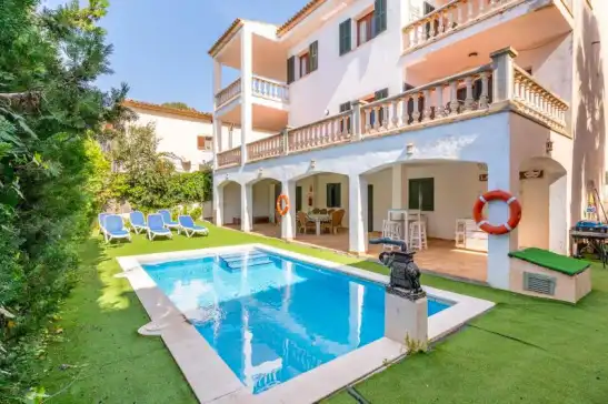 Villa for 8 guests . With Pool, Air conditioning, Wifi and Optional FREE Cancellation Horabaixa in Portopetro, Santanyí, Mallorca, Illes Balears, España