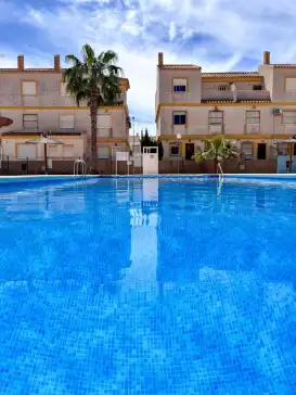 Apartamento para 3 huéspedes . Con Piscina, Aire Acondicionado, Wifi y Cancelación GRATUITA opcional Casa villamartin en Orihuela Costa, Orihuela, Alicante, Comunitat Valenciana, España