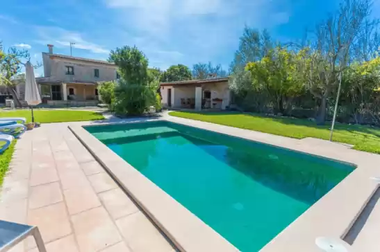 Villa for 6 guests . With Pool, Air conditioning, Wifi and Optional FREE Cancellation  Ca'n pou vell in Búger, Mallorca, Illes Balears, España