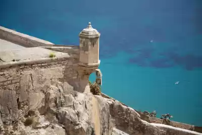 Castillo de Santa Bárbara, Alicante, Vacalia.com