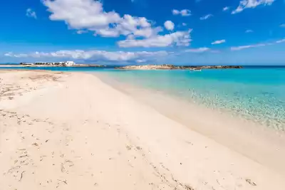 Es Pujols, Formentera, Vacalia.com