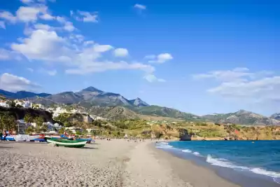 Playa Burriana, Nerja