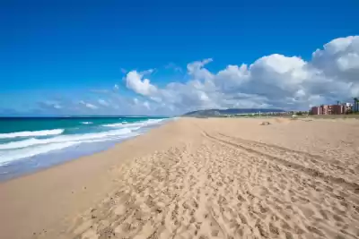 Playa de Atlanterra, Cádiz, Vacalia.com