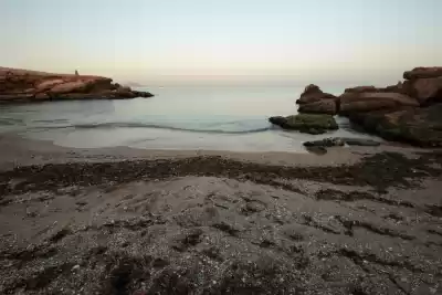 Playa de Agua Amarga, Alicante, Vacalia.com