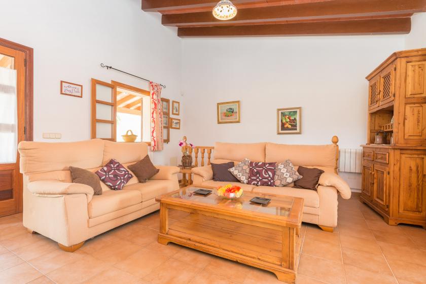 Holiday rentals in Can dato, Inca