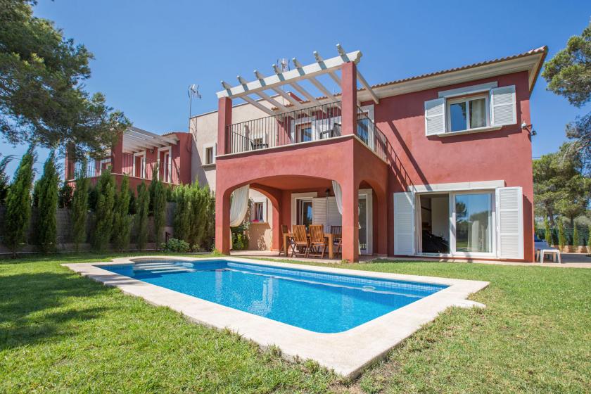 Holiday rentals in Villa cala pi