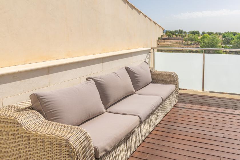 Holiday rentals in Rainbow home mallorca, Establiments
