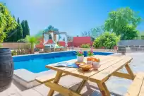 Holiday rentals in Es blanquer de na fani