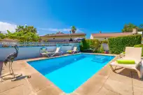 Holiday rentals in Construcciones balaguer