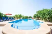 Holiday rentals in Cas rossinyol