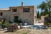 Holiday rentals in Can pintat
