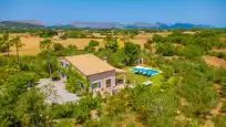 Holiday rentals in Mercader
