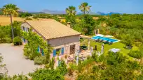 Holiday rentals in Mercader