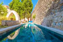 Holiday rentals in Josep sanxo de la jordana 12