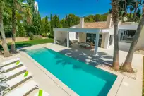 Holiday rentals in Casa blanca nº 1
