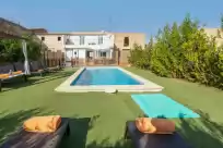 Holiday rentals in Can miquel porro