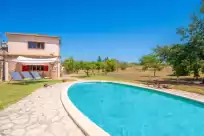 Holiday rentals in Son figuerola
