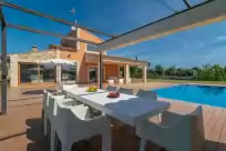 Holiday rentals in Son morei de ses penyes