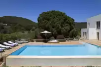 Holiday rentals in Villa vinya morna