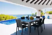 Holiday rentals in Emperador