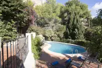 Holiday rentals in Casa nana