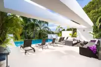 Holiday rentals in Casa elche