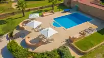 Holiday rentals in Casa fina