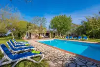 Holiday rentals in Mirabo