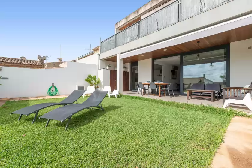 Holiday rentals in Casa llubi, Llubí