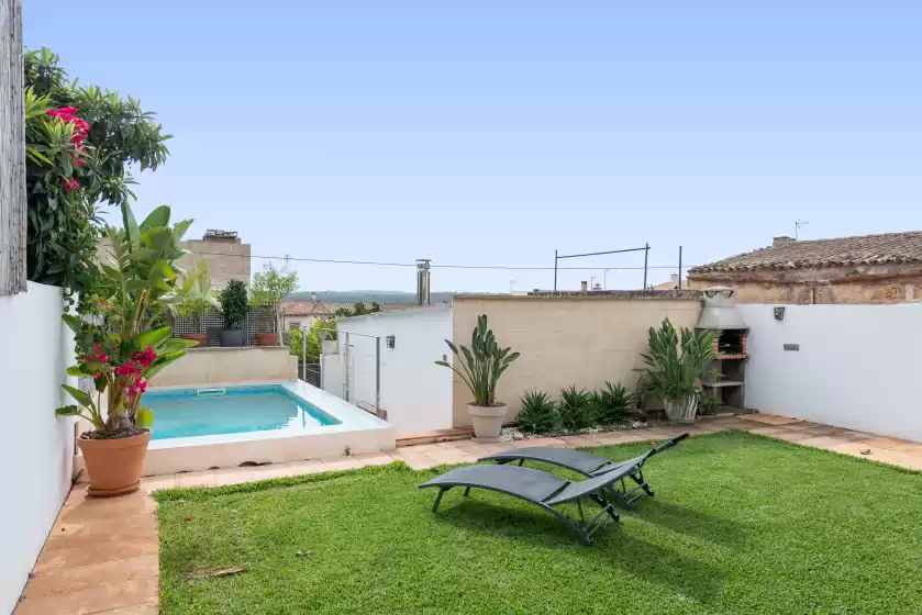 Holiday rentals in Casa llubi, Llubí