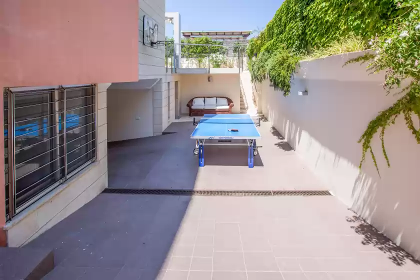 Holiday rentals in Villa agusmar, Son Verí Nou