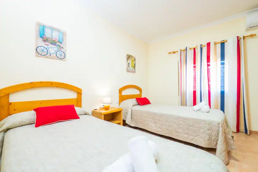 Holiday rentals in Can tomeu, Inca