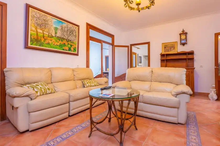 Holiday rentals in Casa des puig, Búger