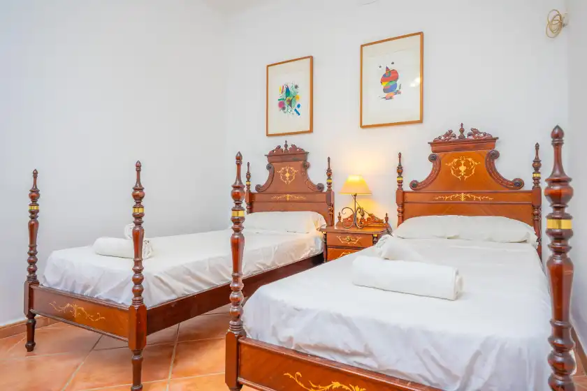 Holiday rentals in Casa des puig, Búger