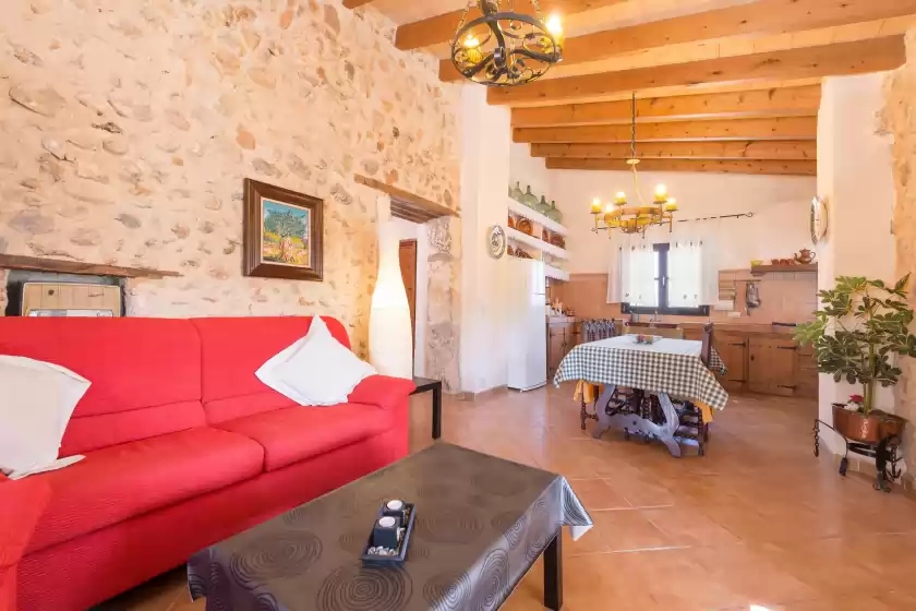 Holiday rentals in Sa figuera blanca, Búger