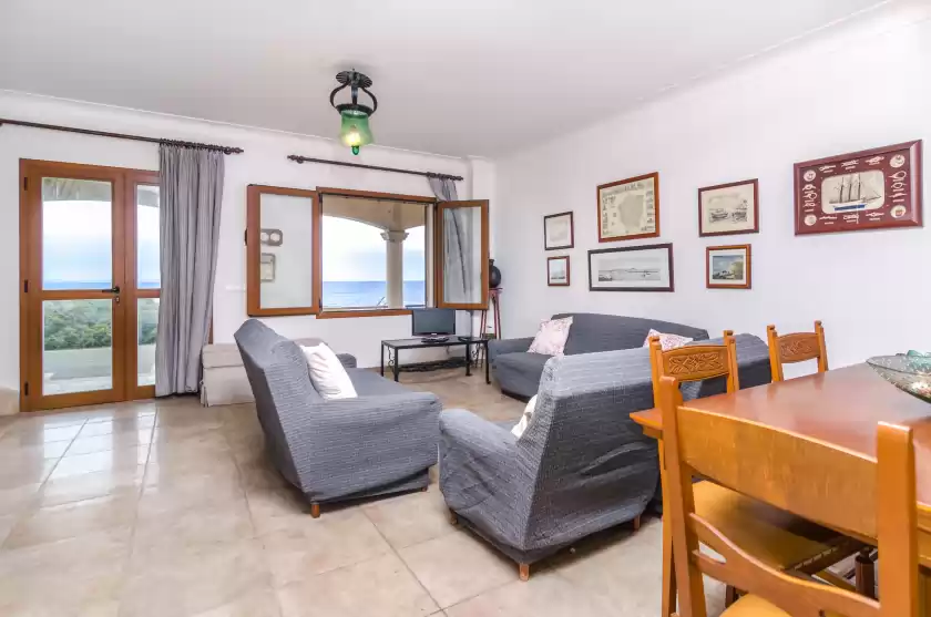 Holiday rentals in Can maimo, s'Estanyol