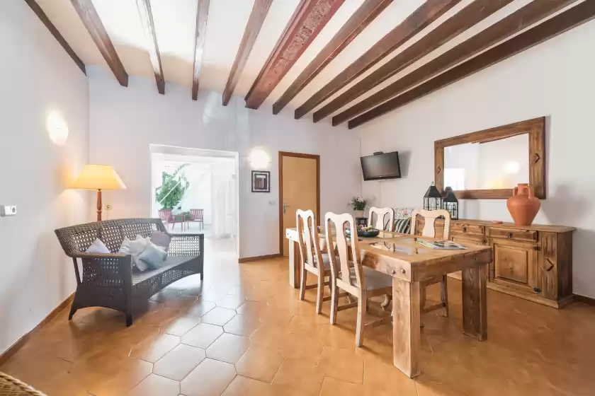 Holiday rentals in Escuma, Palma