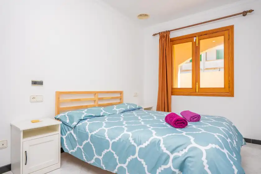Holiday rentals in Can parrita, s'Estanyol de Migjorn
