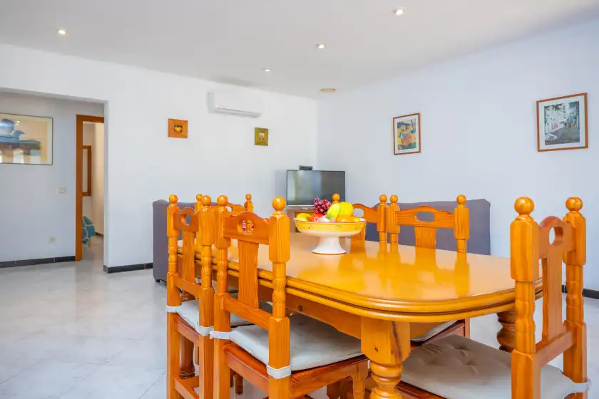 Holiday rentals in Can parrita, s'Estanyol de Migjorn