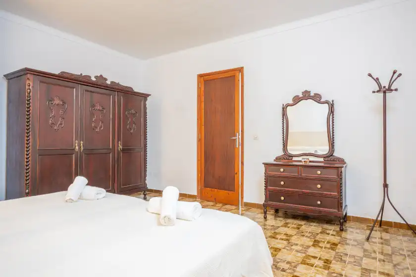 Holiday rentals in Casa catalina sarola, Campanet