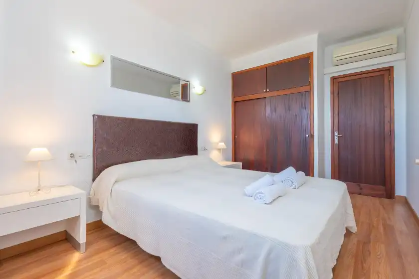 Holiday rentals in Casa catalina sarola, Campanet