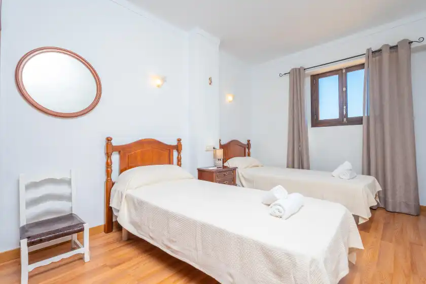 Holiday rentals in Casa catalina sarola, Campanet