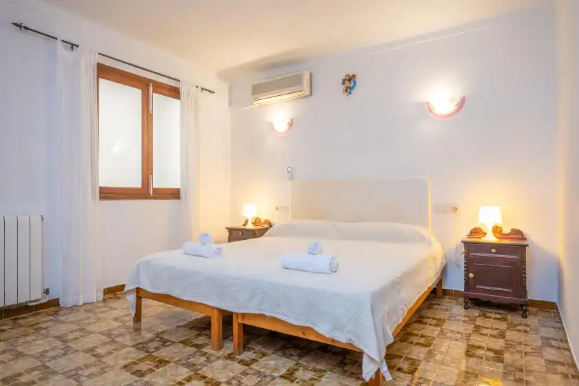 Holiday rentals in Casa catalina sarola, Campanet